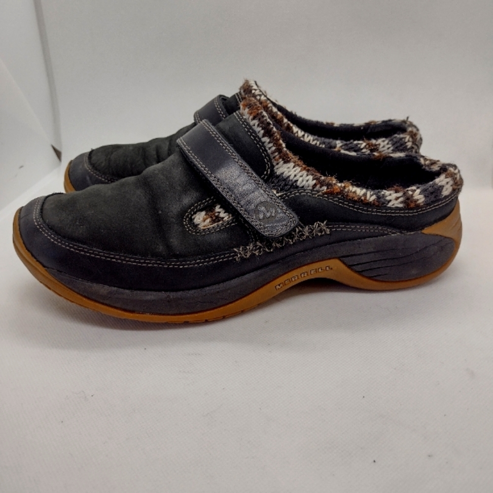 Merrel slip on size 8